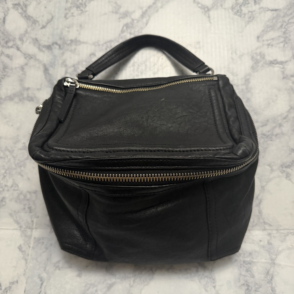 Vince Camuto The Patch Purse Black Leather Bag Handbag - Picture 2 of 10